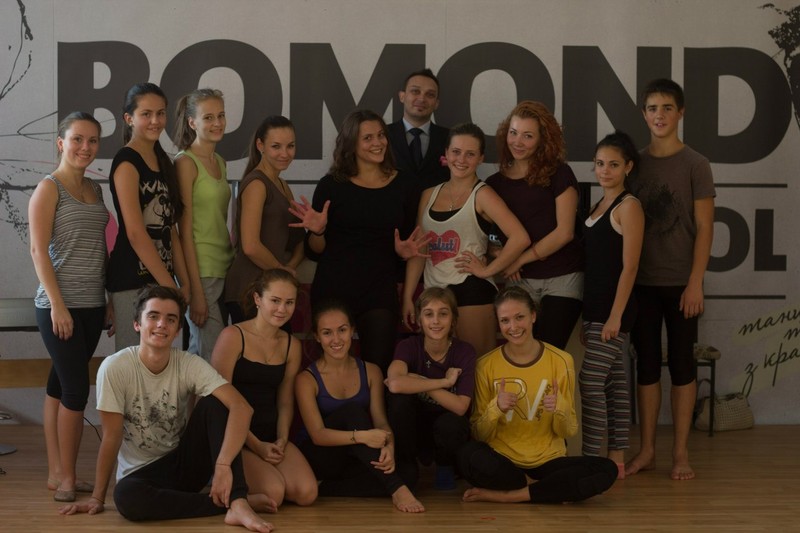 ³ Bomond Dance School