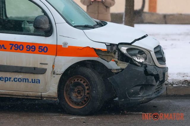        :  Lada, Nissan  Mercedes  